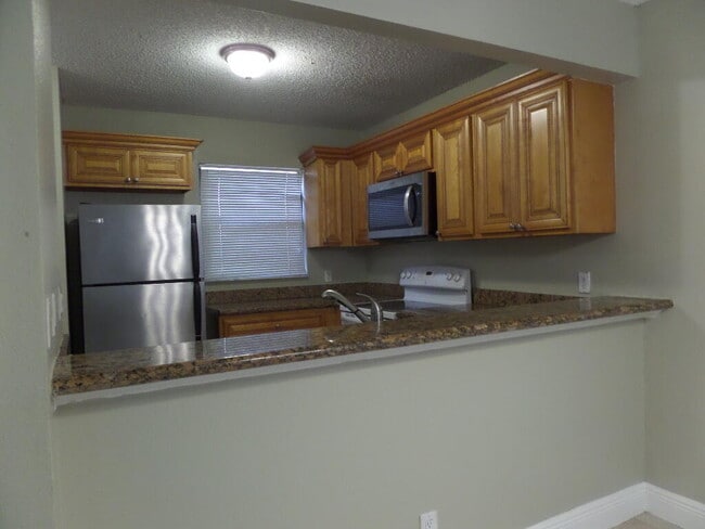 Photo - 1440 Windorah Way Unidad D