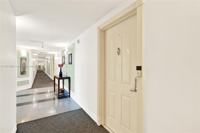 Building Photo - 5077 NW 7th St Unit 508