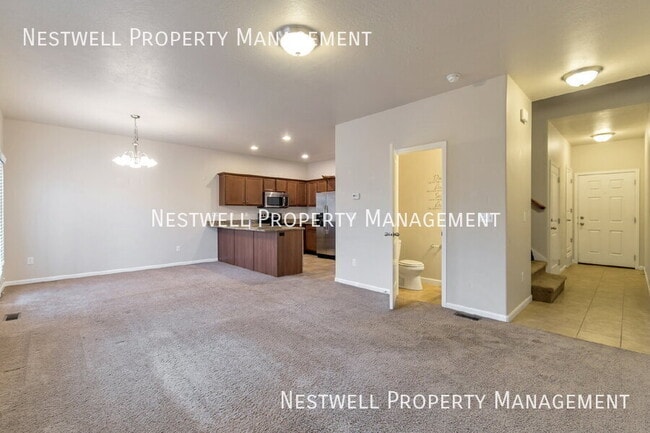 Photo - 49 Fall Station Way