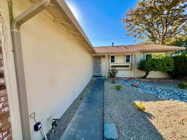 Photo - 2459 Gulf Dr