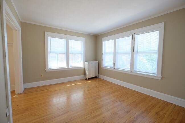 Photo - 1756 Grand Ave