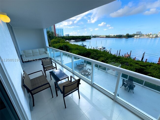 Photo - 17050 Bay 405 Bay Unit 405