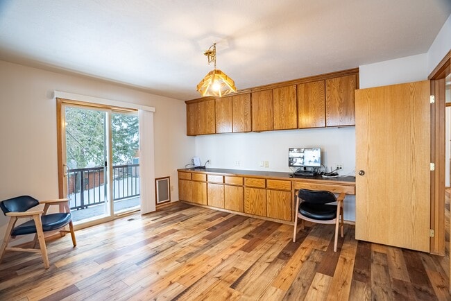 Photo - 10809 N McLaughlin Rd