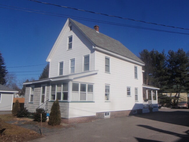 Building Photo - 51 Ashuelot St Unit 51 Ashuelot St. - 2nd floor