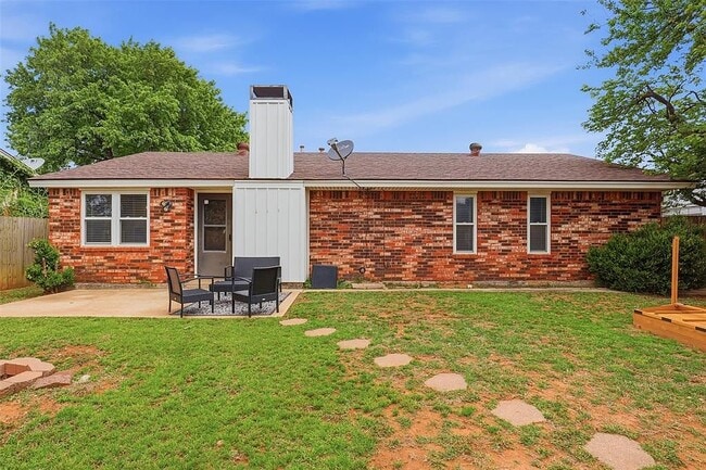 Photo - 10316 Glascow Dr