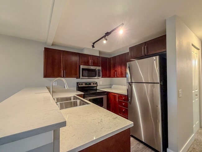Photo - Gorgeous 2bd/2bth Lower Queen Anne Condo, $2,850/mo.