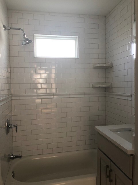 Photo - 305 W Palatine Rd Unidad 2