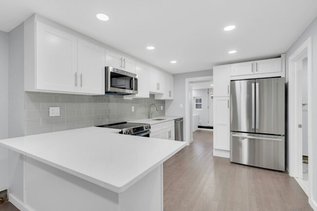 Photo - 826 Grand St Unit 1