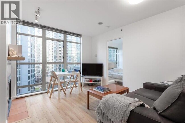 819 Hamilton St Unit 807