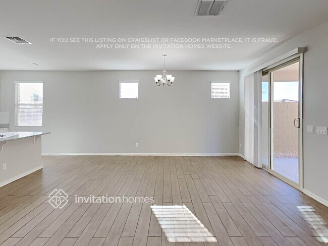 Photo - 1456 N Banning