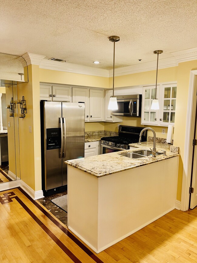 Photo - 247 Cobblestone Trl Unit 247