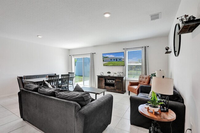 Photo - 1744 SE North Blackwell Dr Unidad SI ID1586049P