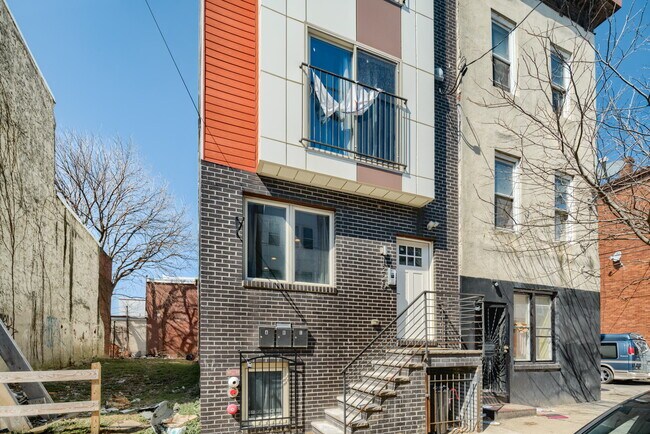Photo - 1220 N 28th St Unit A