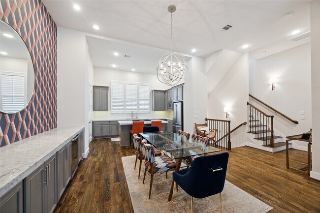 Photo - 4721 Banning Dr Unidad E