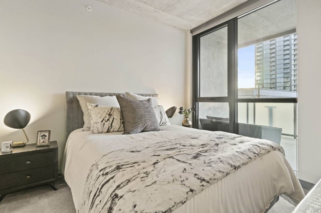 Photo - 146 N Ada St