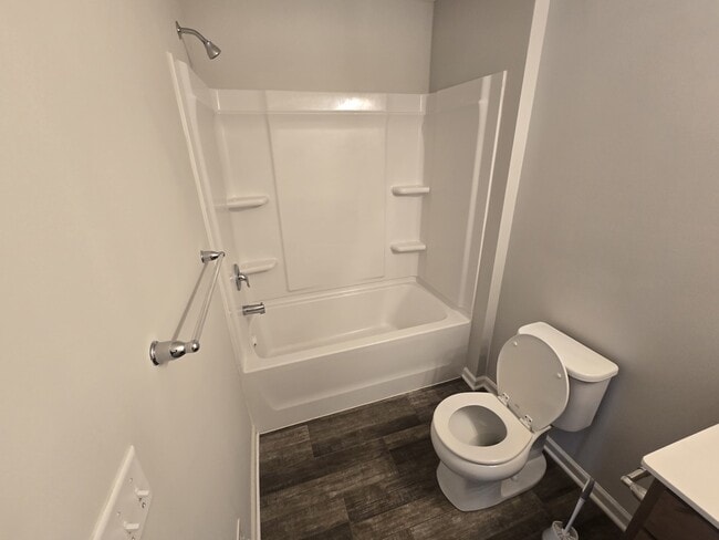 Photo - 8652 Kenyon Ct NE