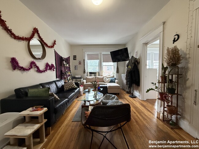 Photo - 124 Wood Ave Condo Unit 5