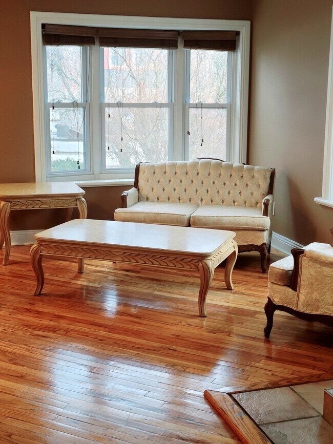 Photo - 630 Whitney Ave