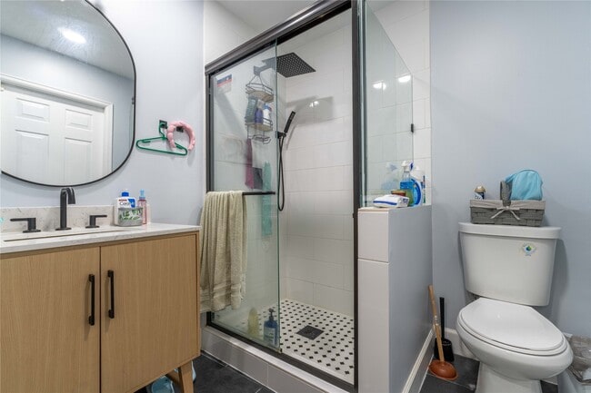 Building Photo - 803 Sealy Ave