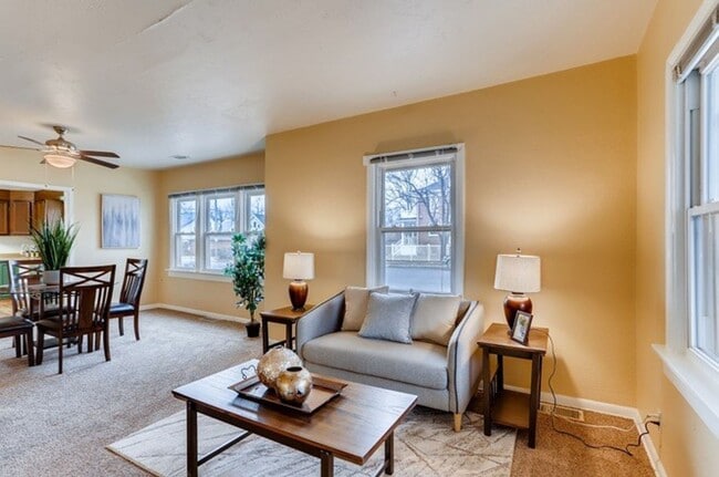 Photo - Pine Street House Unidad 1904 Pine St Whole House