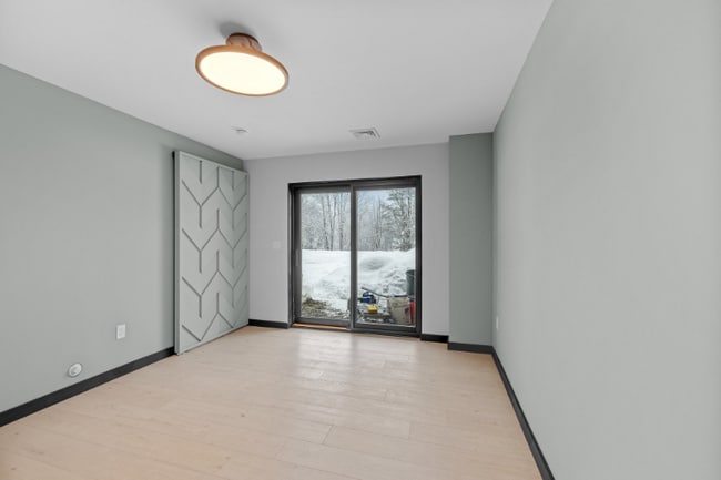 Photo - 550 Texas Hill Rd Unit B