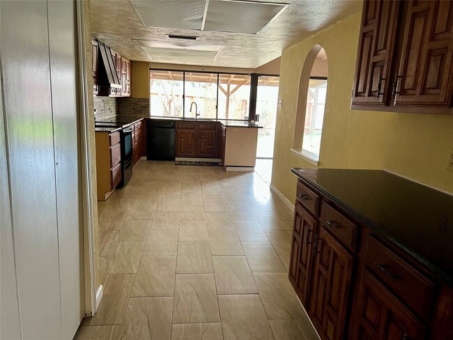 Photo - 16915 Grampin Dr