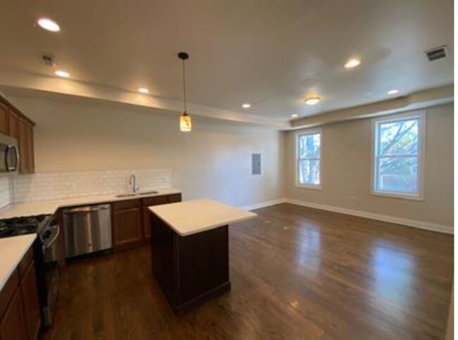 Photo - 1734 W 35th St Unit 2F