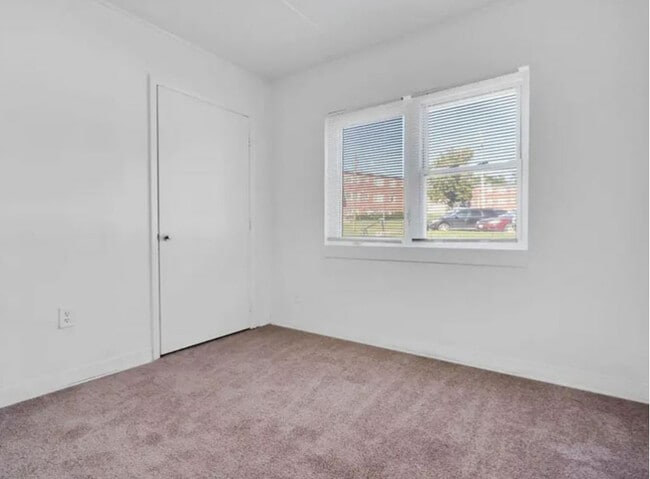 Photo - 5501 at Norwood