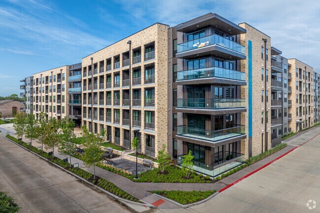 Alternar - The Briarly