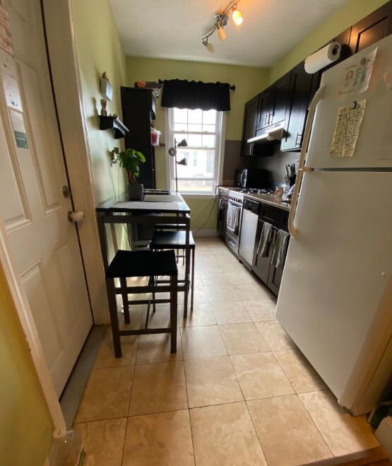 Photo - 22 Chiswick Rd Apartments Unit 9