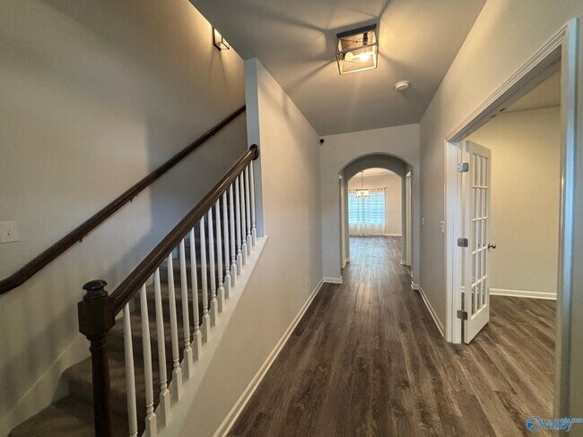 Photo - 212 Oracle Cir