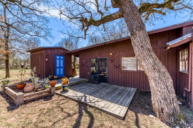 Photo - 187 River Oaks Dr