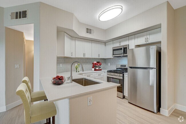 Building Photo - Spanish Ridge Apartments