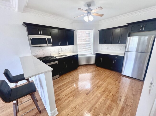 Photo - 6619 W Cermak Rd Unit 2F