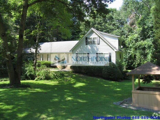 Building Photo - Live in Comfort & Style – 5BR/3.5BA Home w...