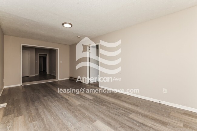 Photo - 921 Dennison Ave