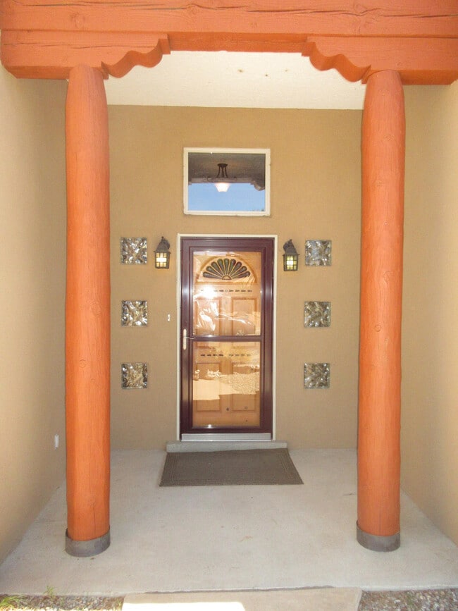 Photo - 1312 Tiffany Ln SE