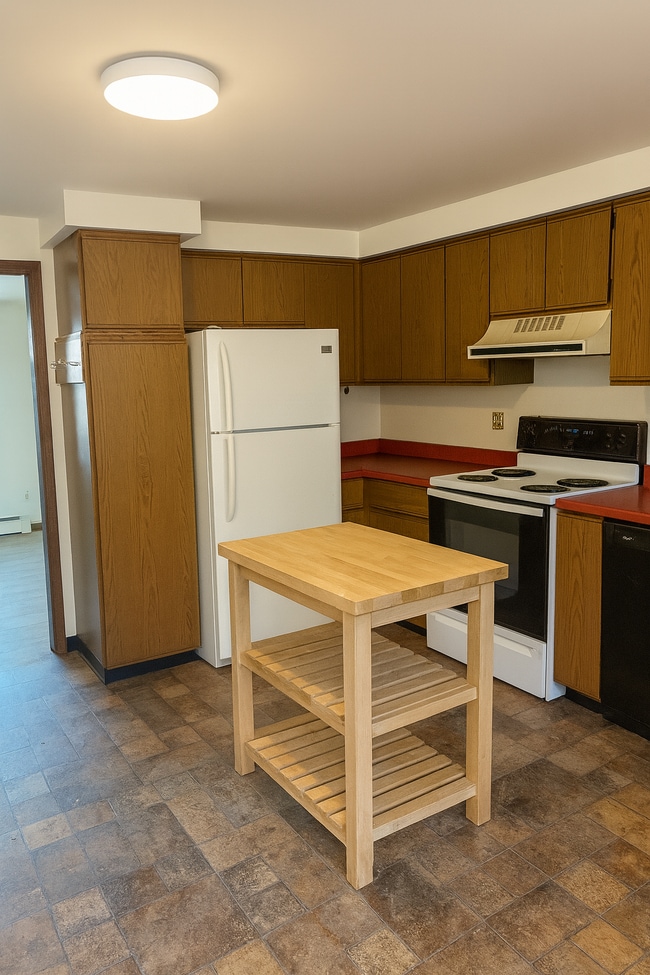 kitchen - 4 Poland Rd Unit B