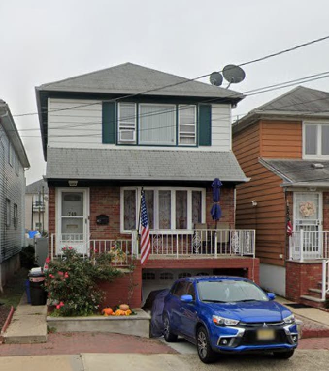 Photo - 749 Cleveland Ave