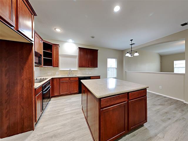 Photo - 1019 Mule Deer Rd