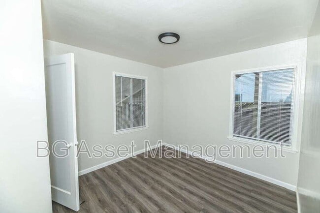 Photo - 3021 California St