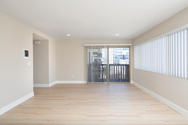 Villa Capri Apartments