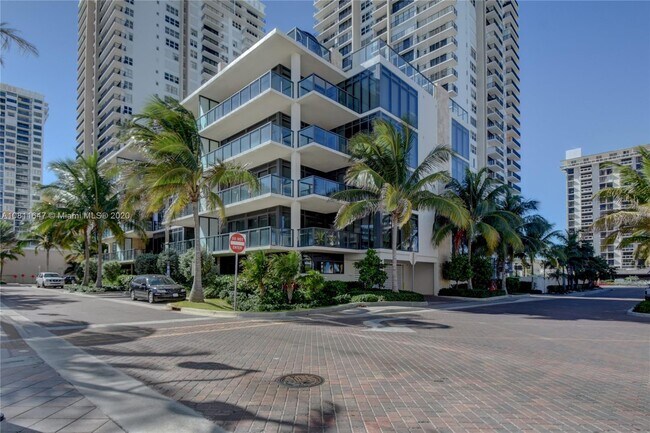 Photo - 2101 S Surf Rd