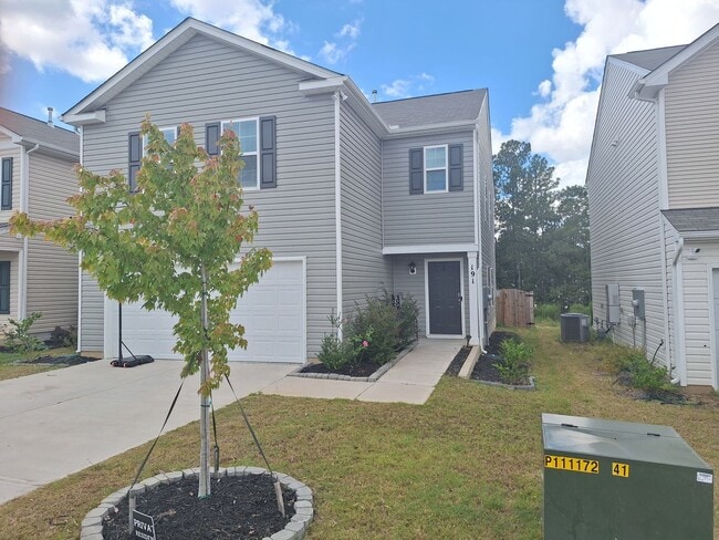 Photo - **HURRY!!! REDUCED RENT IF MOVED IN BY NOV...