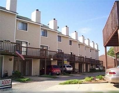 Building Photo - 1521 E Ocean View Ave