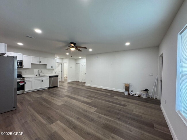 Photo - 148 Claire Ave Unit A