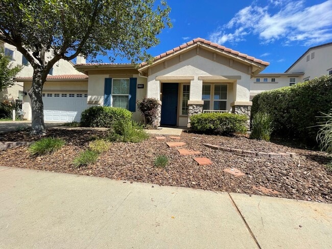 Building Photo - Spacious Anatolia Home in Rancho Cordova – Club Membership & Internet Included!