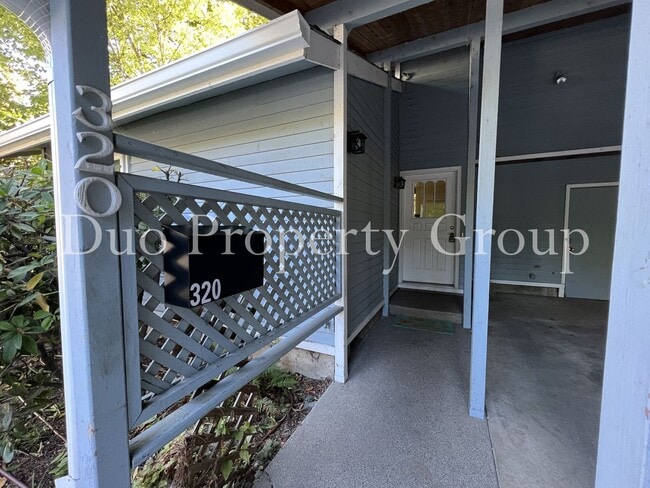 Photo - North Adams Unidad 320