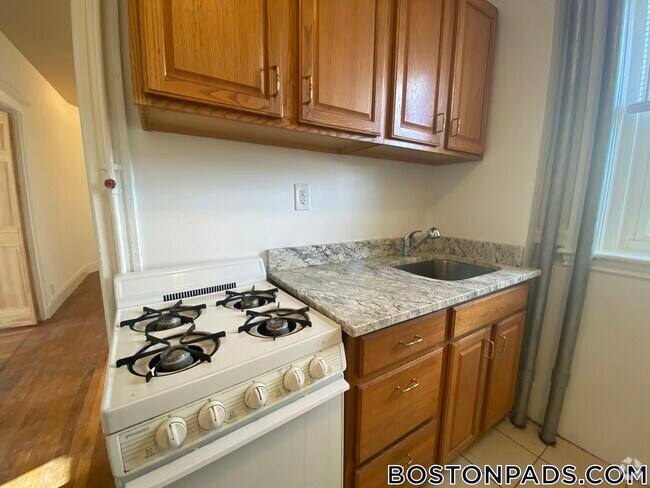 Building Photo - 143 Park Dr Rental