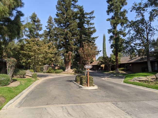 Photo - Spacious Bullard Area condo, recently upda...